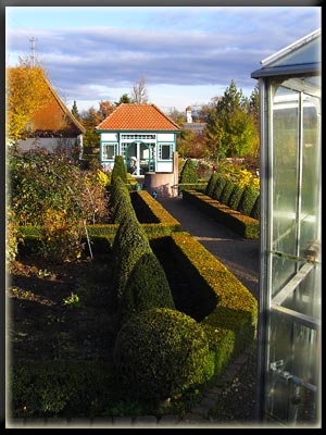 Vergrößertes Bild in neuem Fenster. "klicken" by_Rainer Sturm_pixelio.de